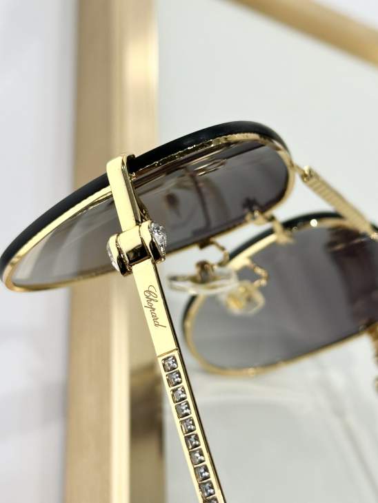 Picture of Chopard Sunglasses _SKUfw72823729fw